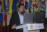 /album/galeria-de-fotos-painel-1/abertura%20e%20%201%c2%ba%20painel%20do%20%20seminario%20a%20importancia%20dos%20eventos%20no%20algarve%20no%20dia%2025-11-2010%20fotomira%20%28117%29-jpg/